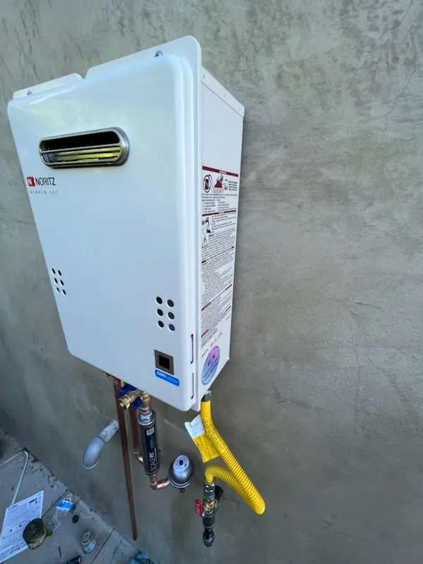 Tankless water heater installation for Flying S Ranchettes homes